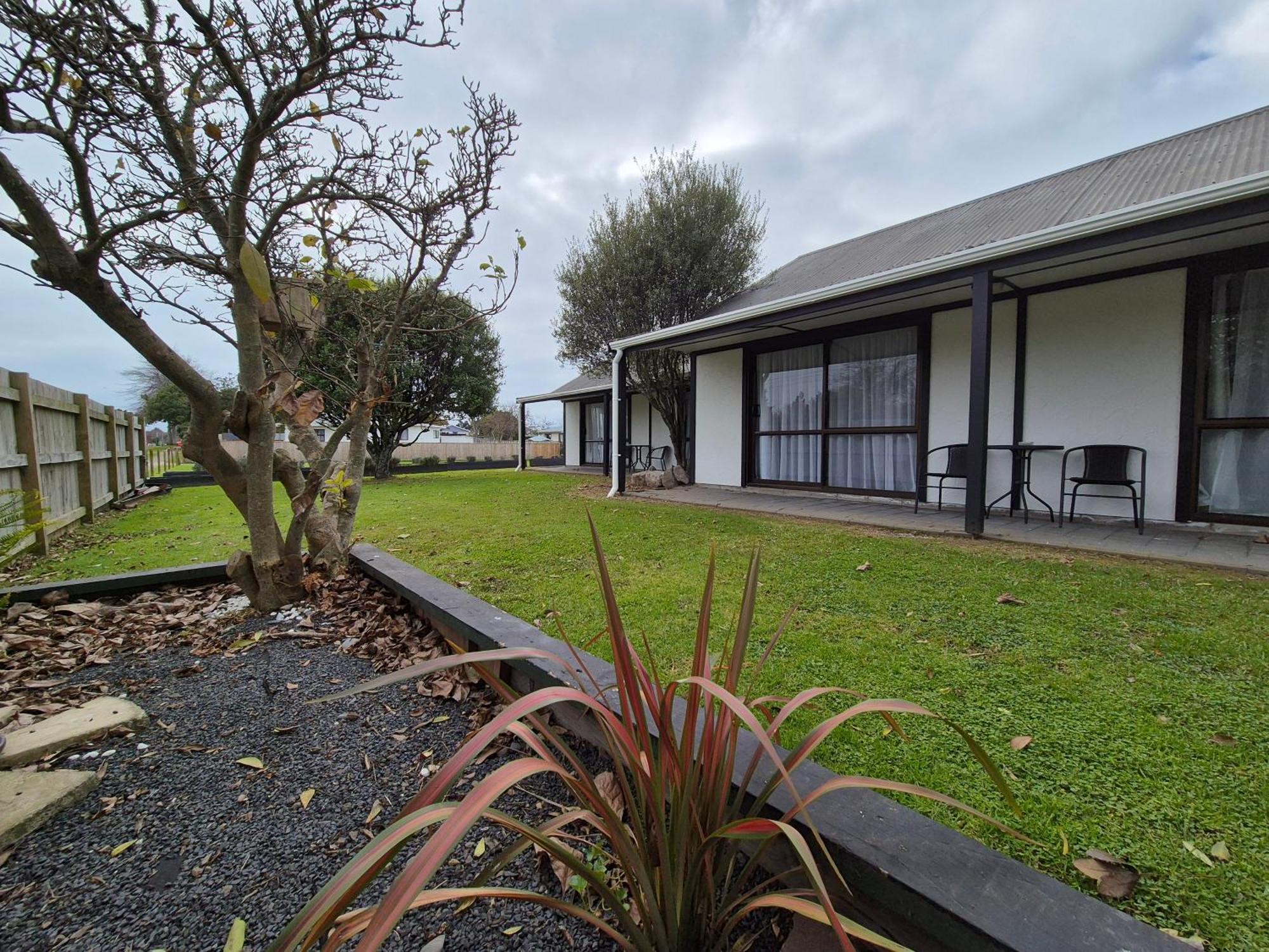 Magnolia Court Motel Opotiki Extérieur photo